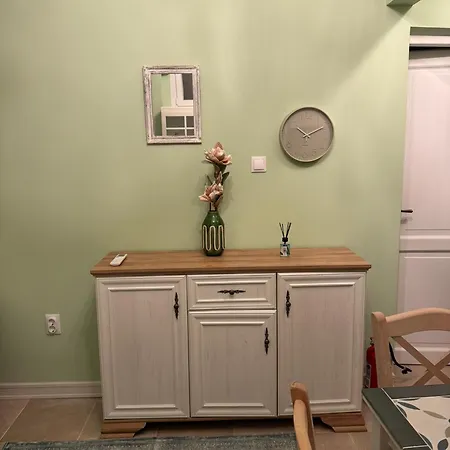 Carmen Ground Floor With Terrace -